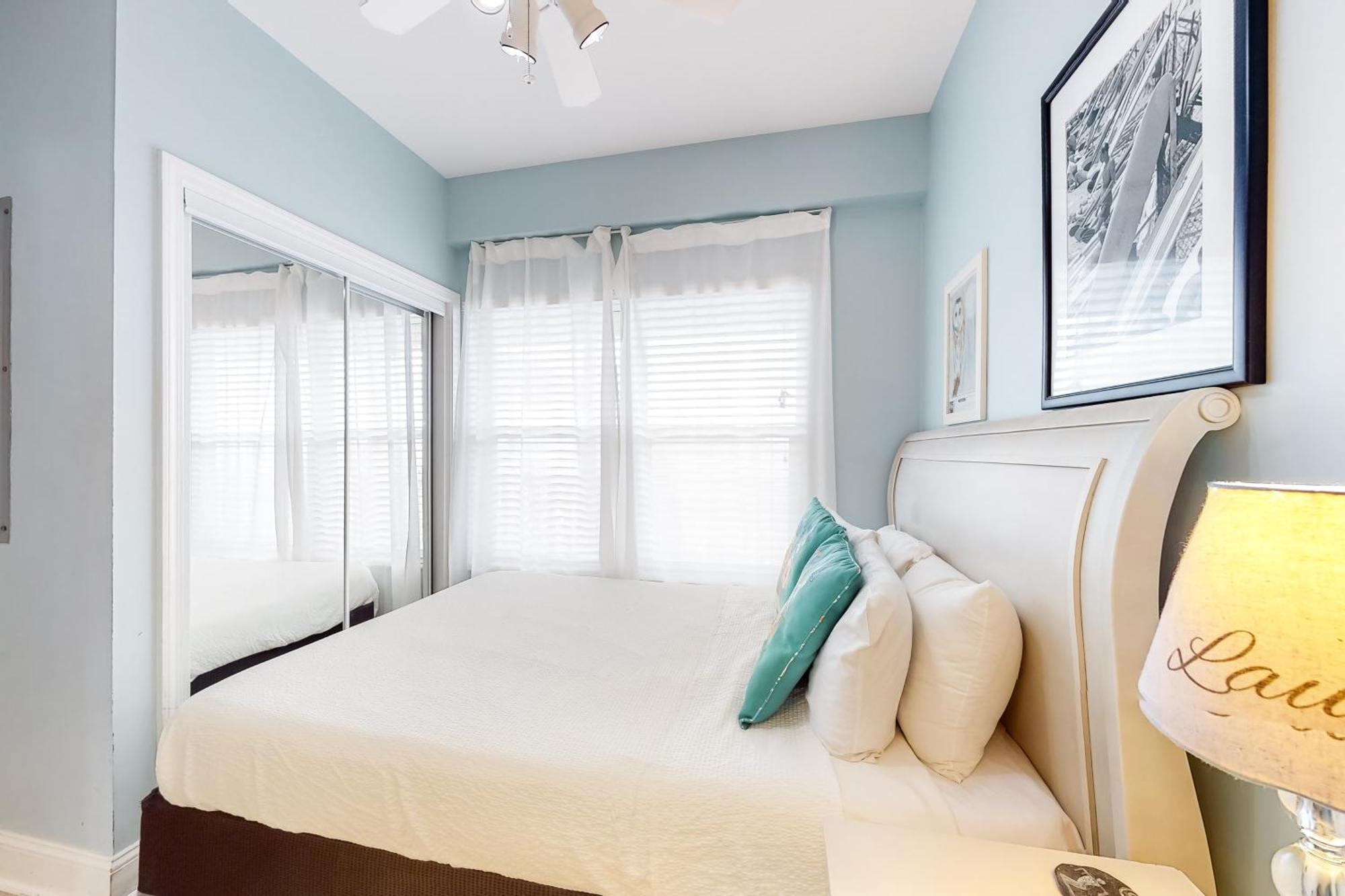 Baywatch Villa Pensacola Beach Room photo