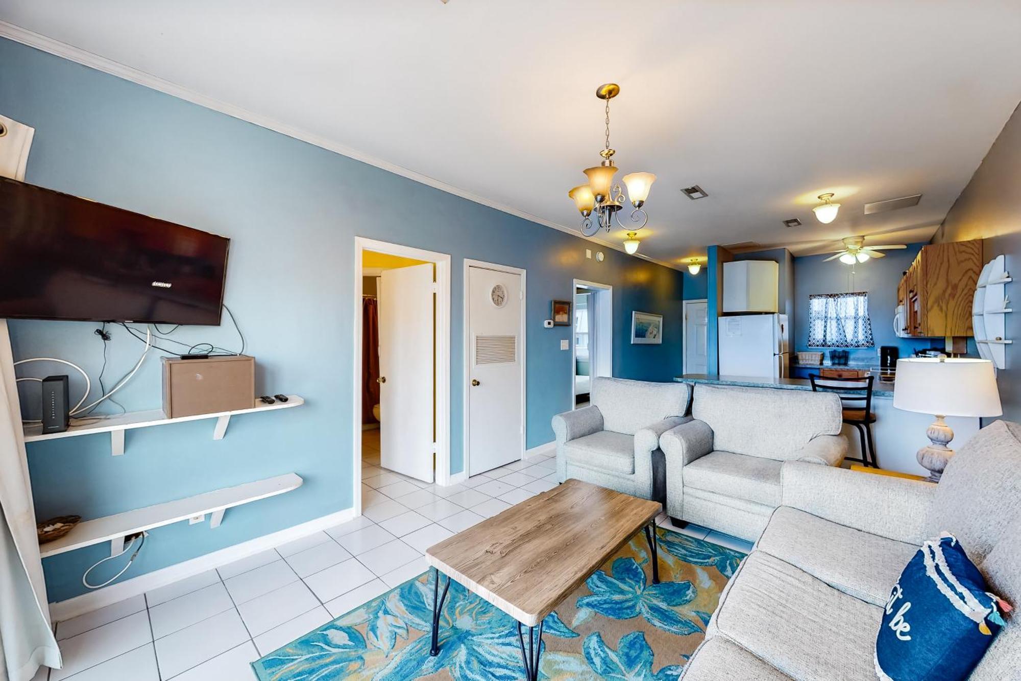 Baywatch Villa Pensacola Beach Room photo